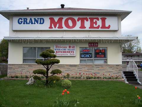 Grand Motel