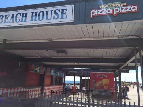 Pizza Pizza - Summer Location