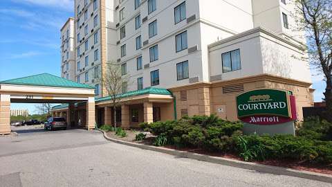 Courtyard by Marriott Toronto Airport